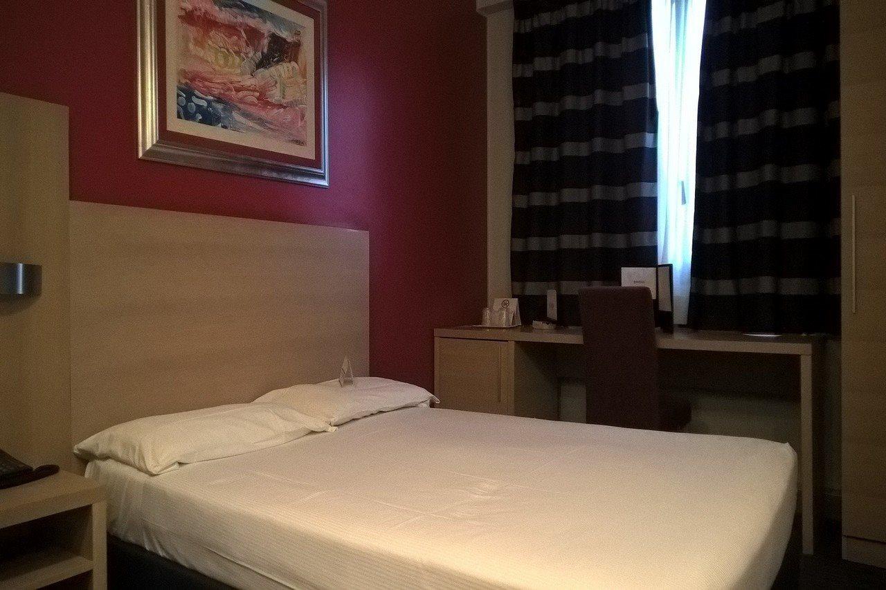 Hotel Sporting Cologno Cologno Monzese Buitenkant foto